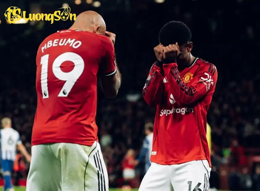 Mbeumo và Amad Diallo đang quá hay - Ảnh: Goal