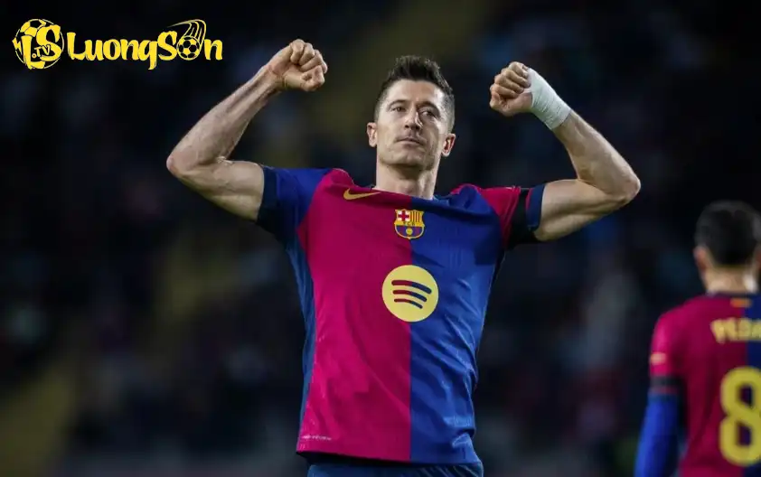 Hợp đồng của Lewandowski với Barcelona sắp hết, nhưng CLB chưa đưa ra đề nghị gia hạn Hợp đồng của Lewandowski với Barcelona sắp hết, nhưng CLB chưa đưa ra đề nghị gia hạn