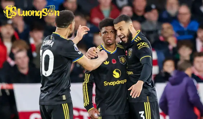 Man Utd vất vả có được một điểm trước Nottingham Forest Man Utd vất vả có được một điểm trước Nottingham Forest